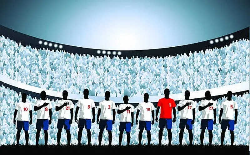 竞技水域：女游泳运动员在大赛中的独特表现与挑战